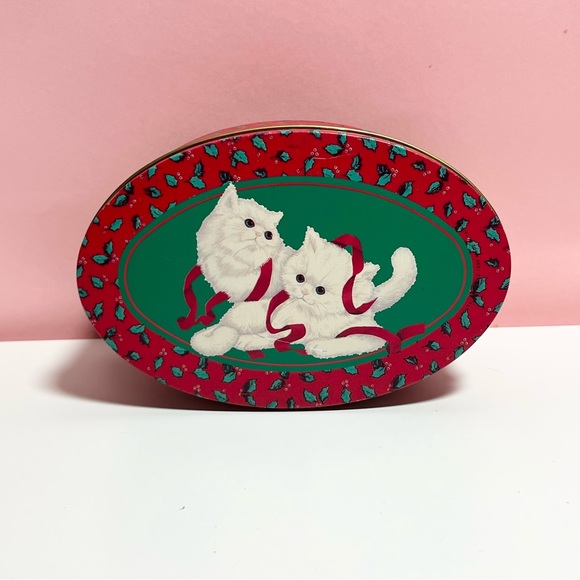 Vintage Other - Vintage retro Persian cats holiday tin